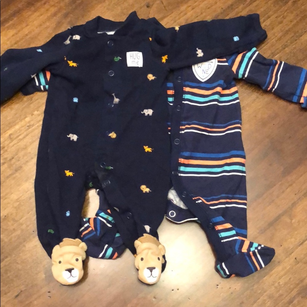 Night pajamas... footies